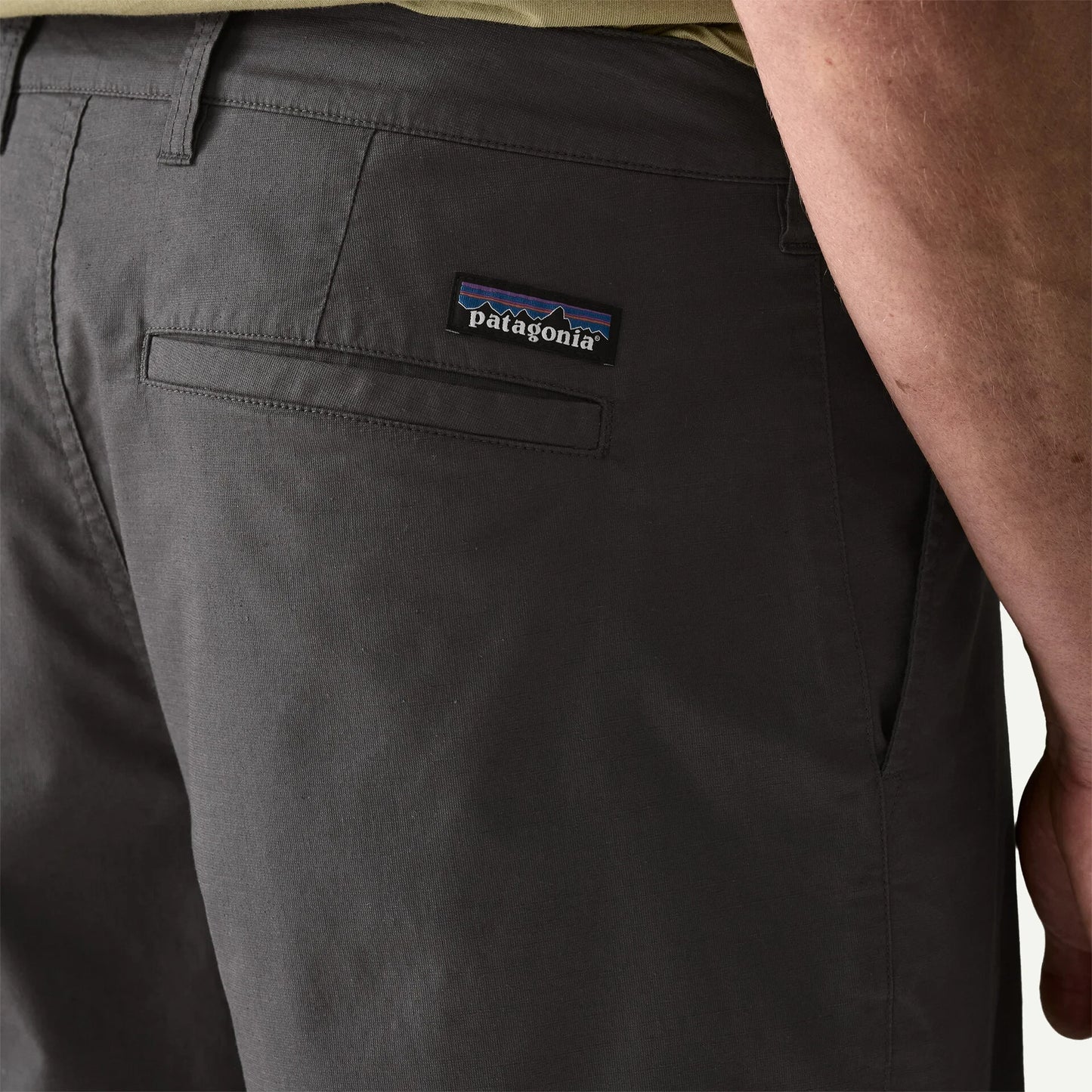 Men's Lightweight All-Wear Shorts - 8" - US 8514