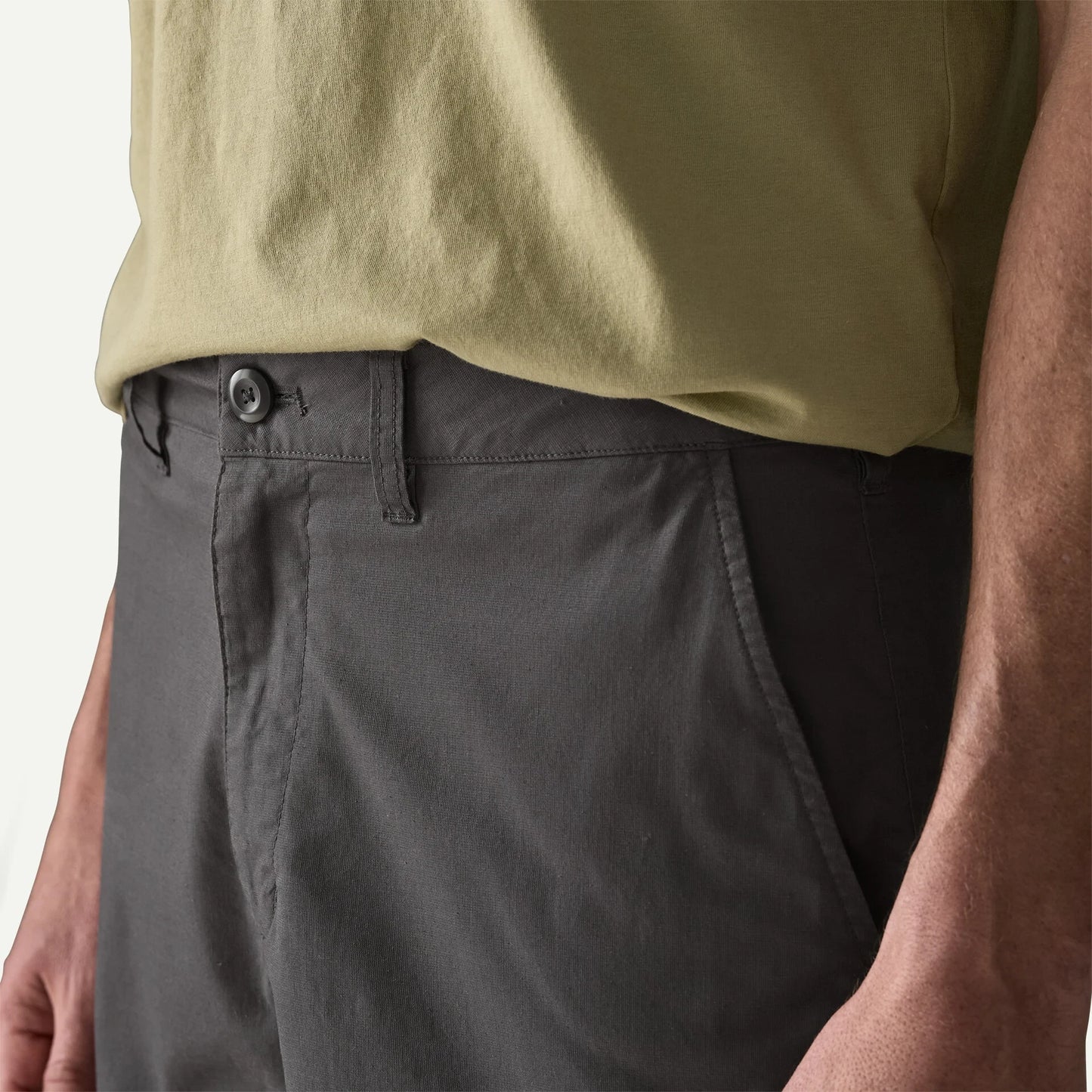 Men's Lightweight All-Wear Shorts - 8" - US 8514