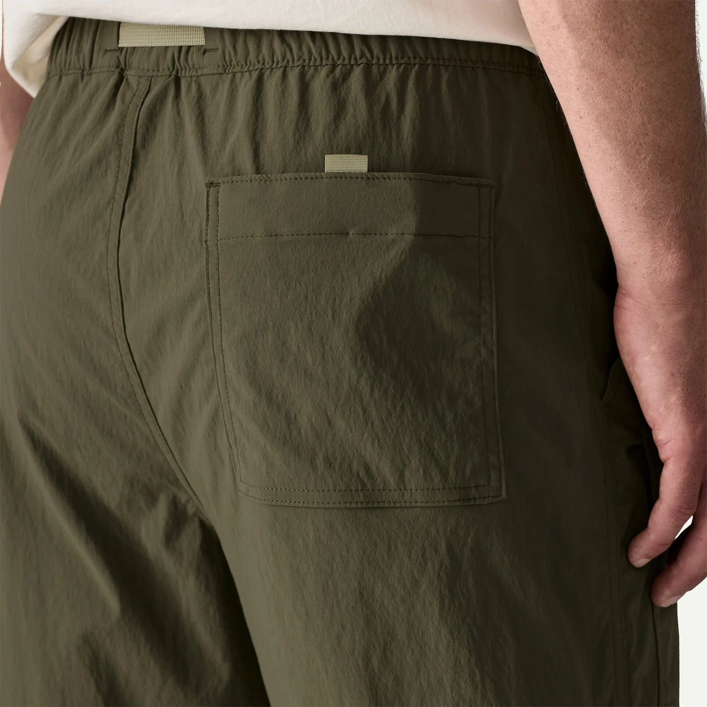 Men's Outdoor Everyday Shorts - 6" - US 2140