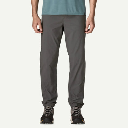 Men's Quandary Joggers - US 6880