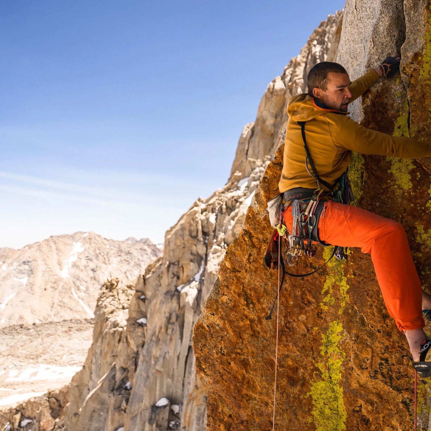 Men's R1® Ultralight Hoody - US 4525