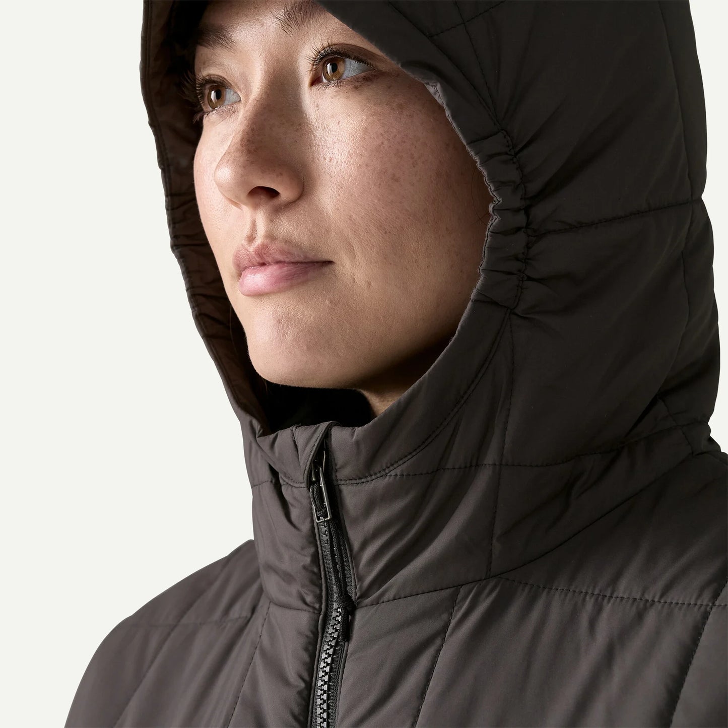 Women's Light Gust Hooded Vest - US 0476