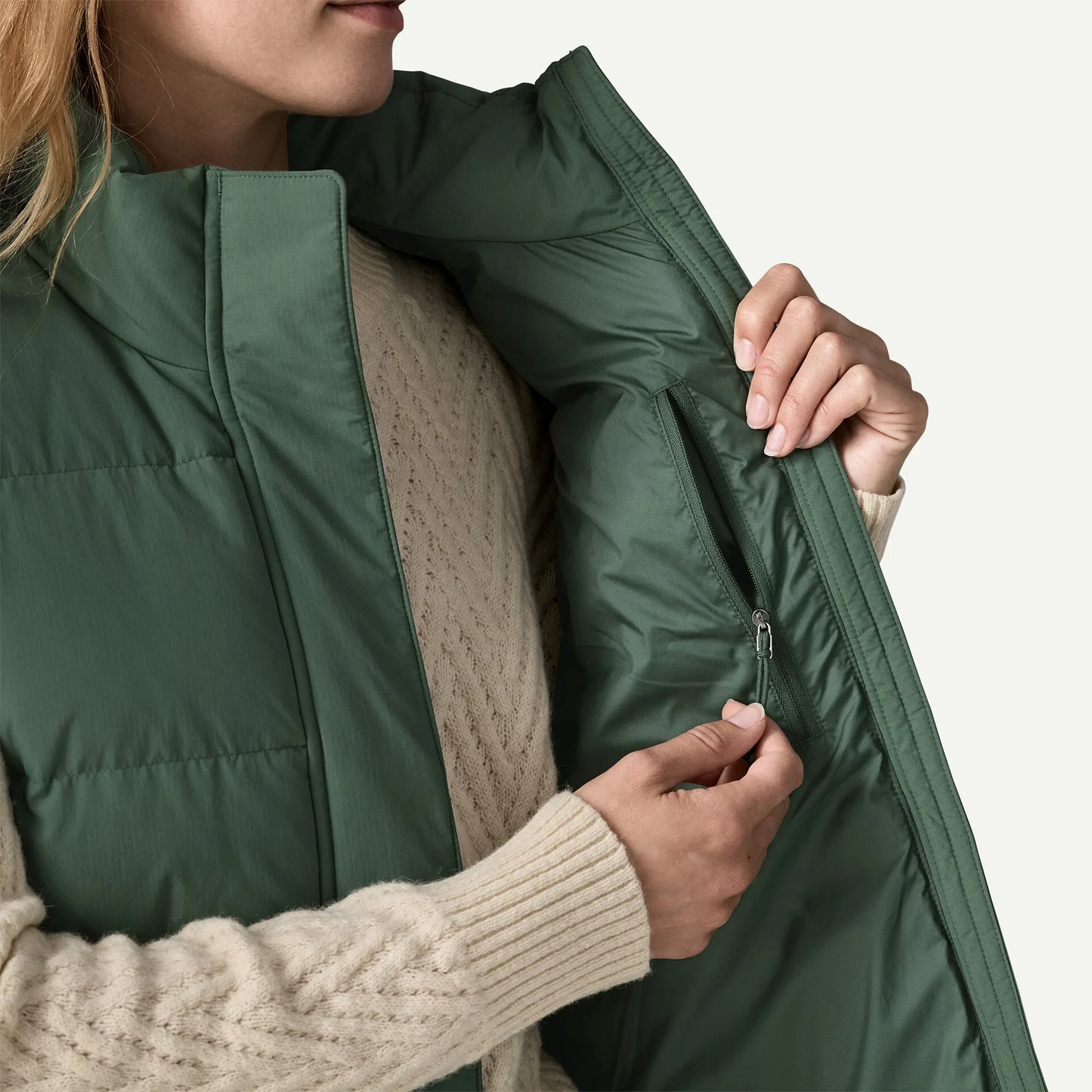 Women's Sisar Down Vest - US 8229