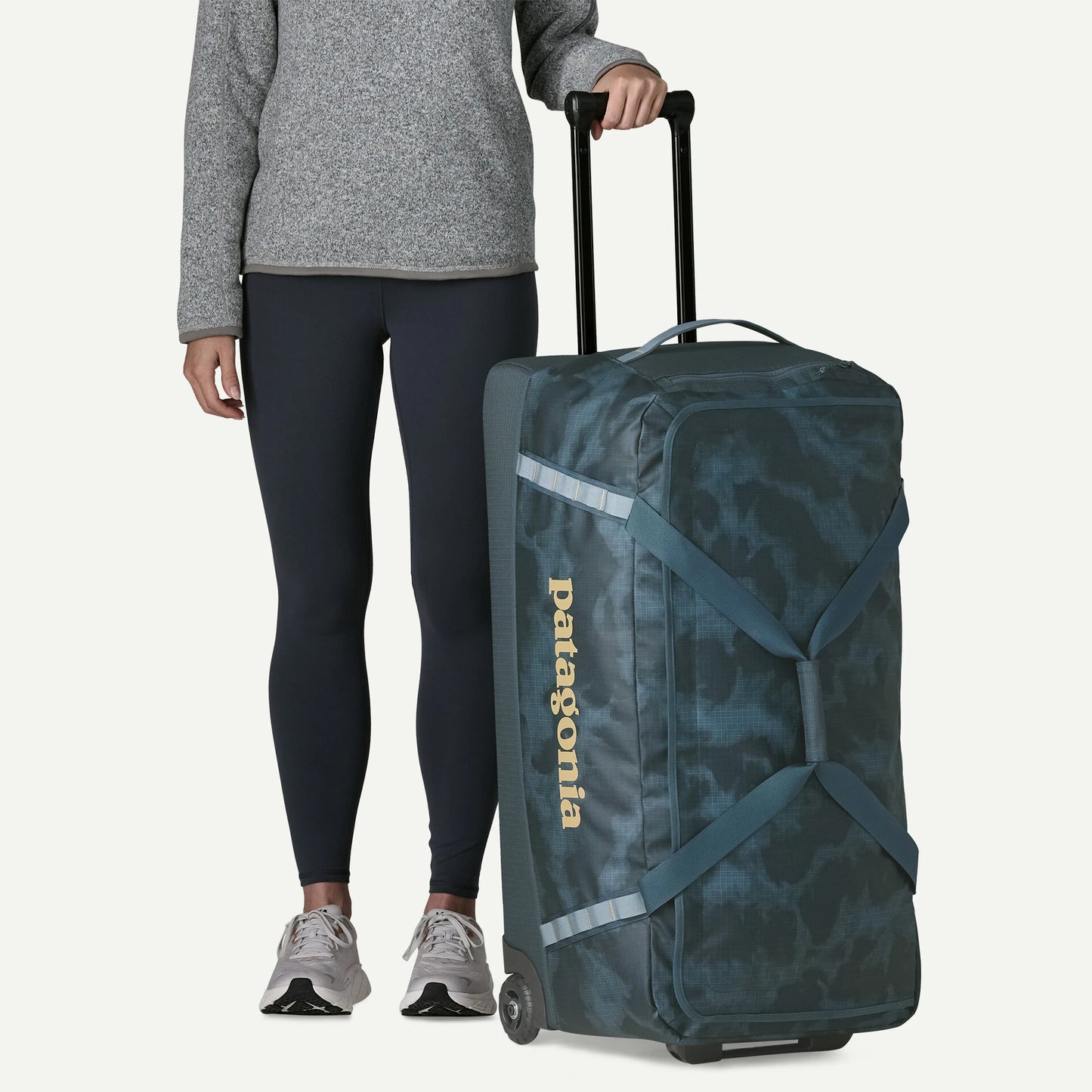 Black Hole® Wheeled Duffel 100L - US 2679